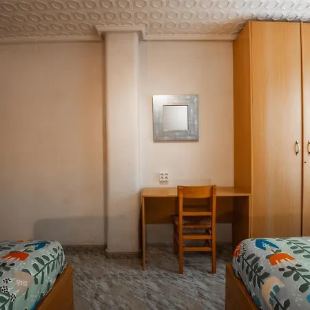 Apartment Your In Near Postiguet Beach! *