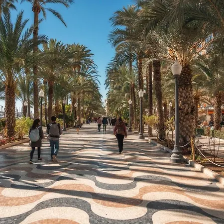 Your In Near Postiguet Beach! Alicante